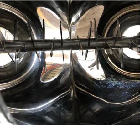 粘着性がある材料のためのVacuumized 150LのV形混合機